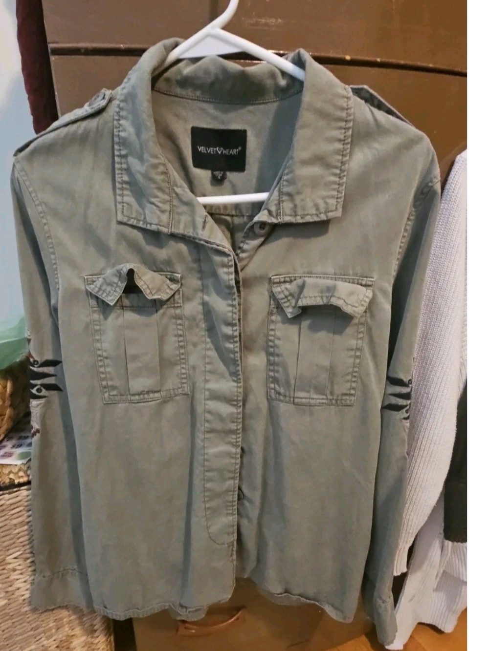 Velvet Heart Olive Green Utility Buttondown, Front Flap Pockets & Embroidery.